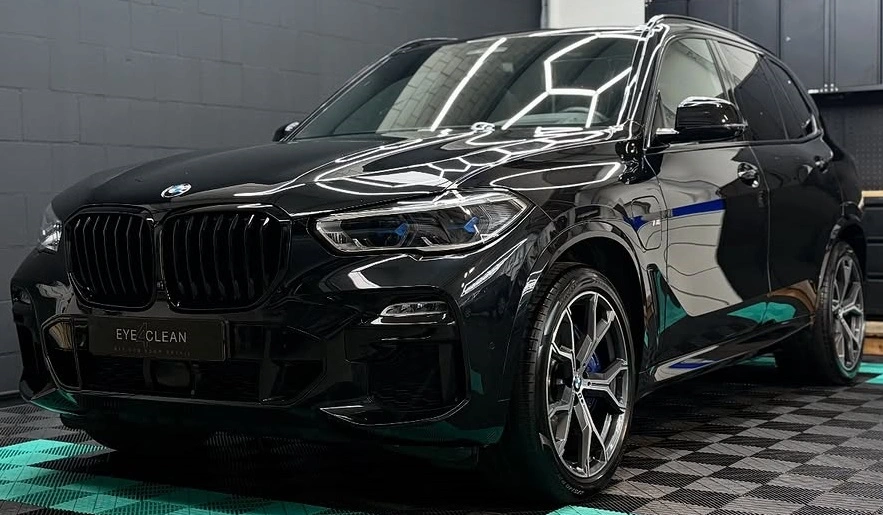 Achteruitrijcamera Inbouwen BMW 1 BMW Inbouwspecialist voor CarPlay & Audio | Eye4Audio