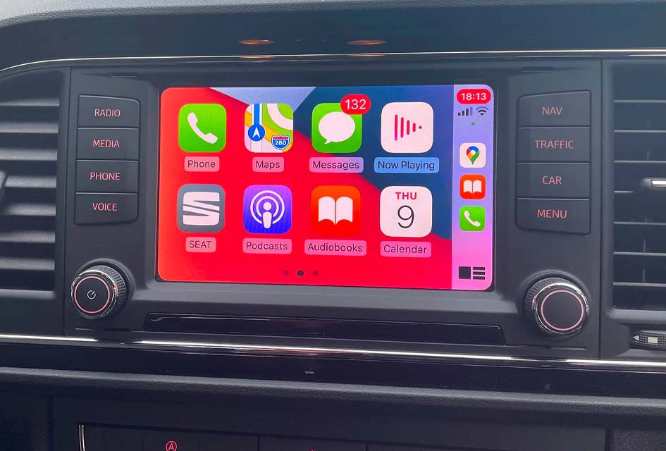 CarPlay in laten bouwen in Seat Leon (2013–2019)
