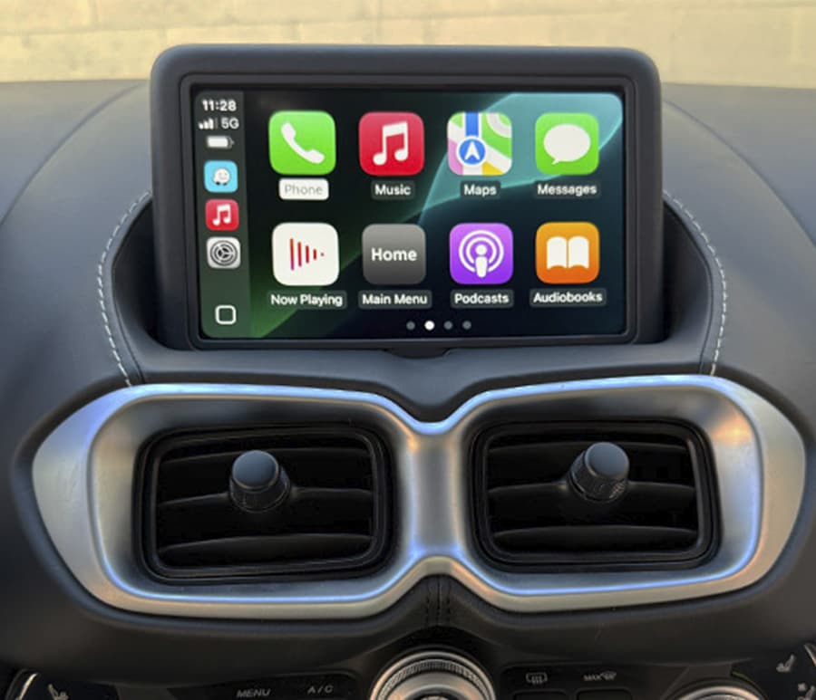 Carplay ingebouwd Aston Martin